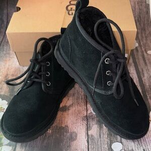 Ugg Women’s Neumel Ankle Winter Boots Size 7